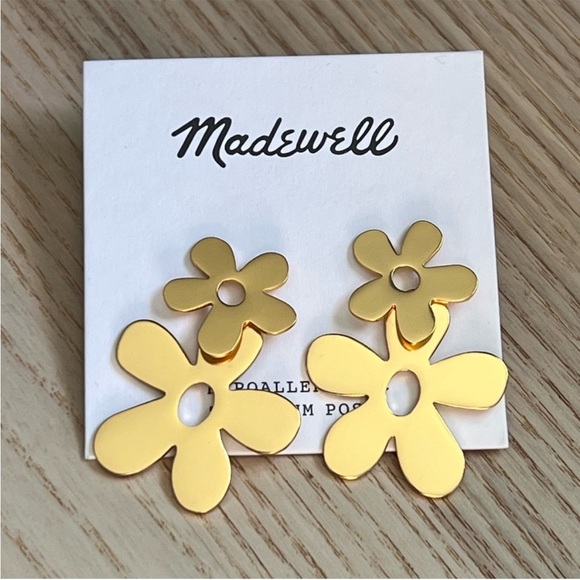 NWT MADEWELL Daisy Statement Earrings Gold - Picture 2 of 6